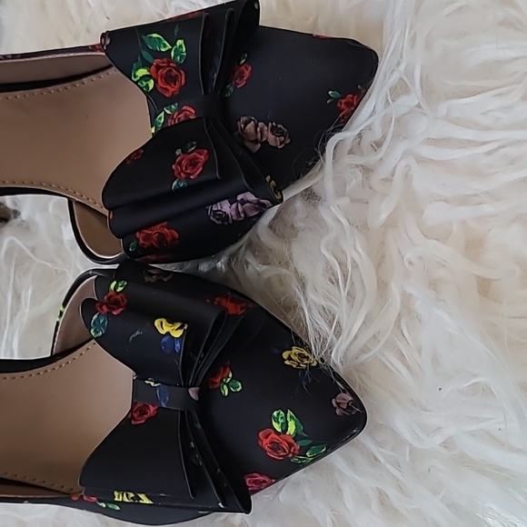 Nwot Betsey Johnson stilettos - Picture 4 of 9